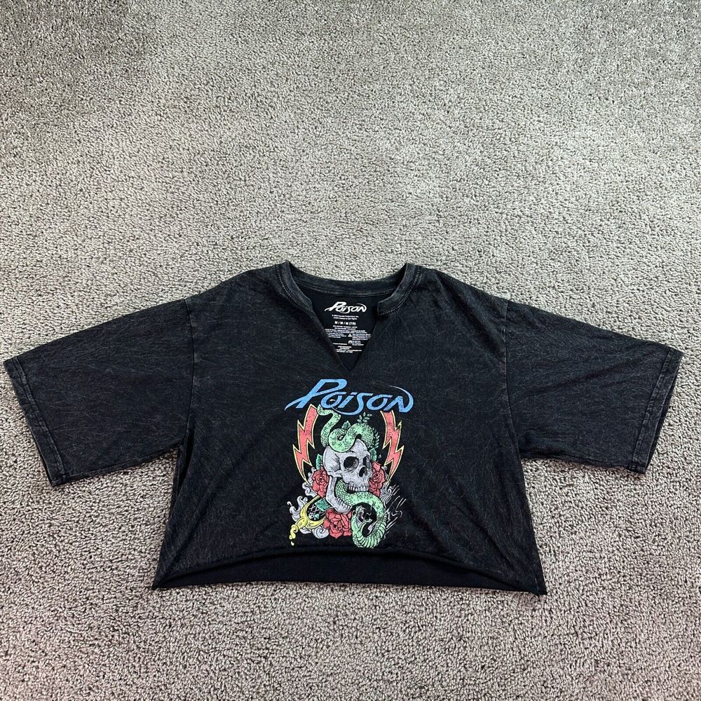 Poison Shirt Womens Medium Black Snake Skull Cropped Notched V Neck Ladies
